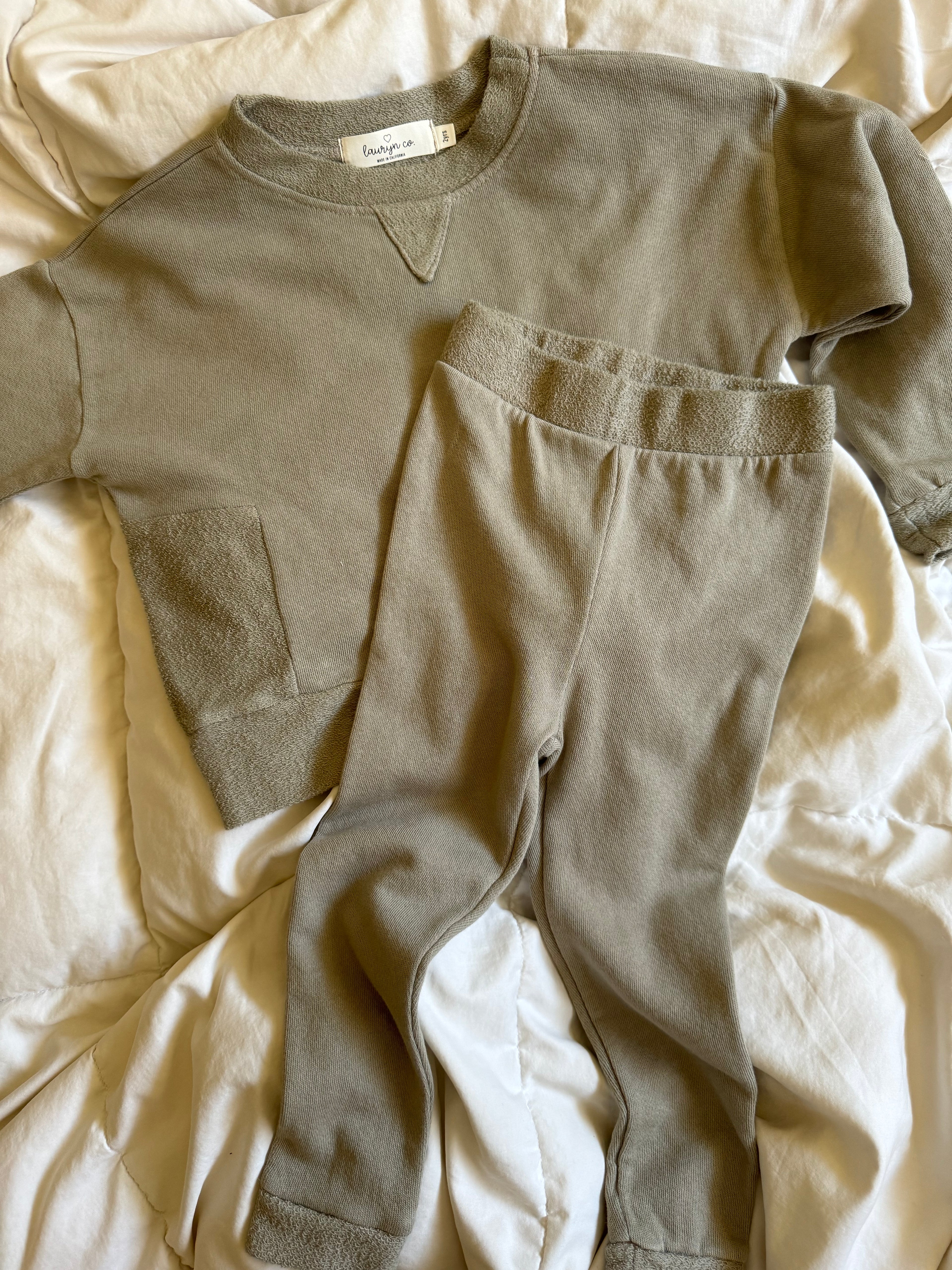 TODDLER FRENCH TERRY CREWNECK SET (ASH OLIVE)