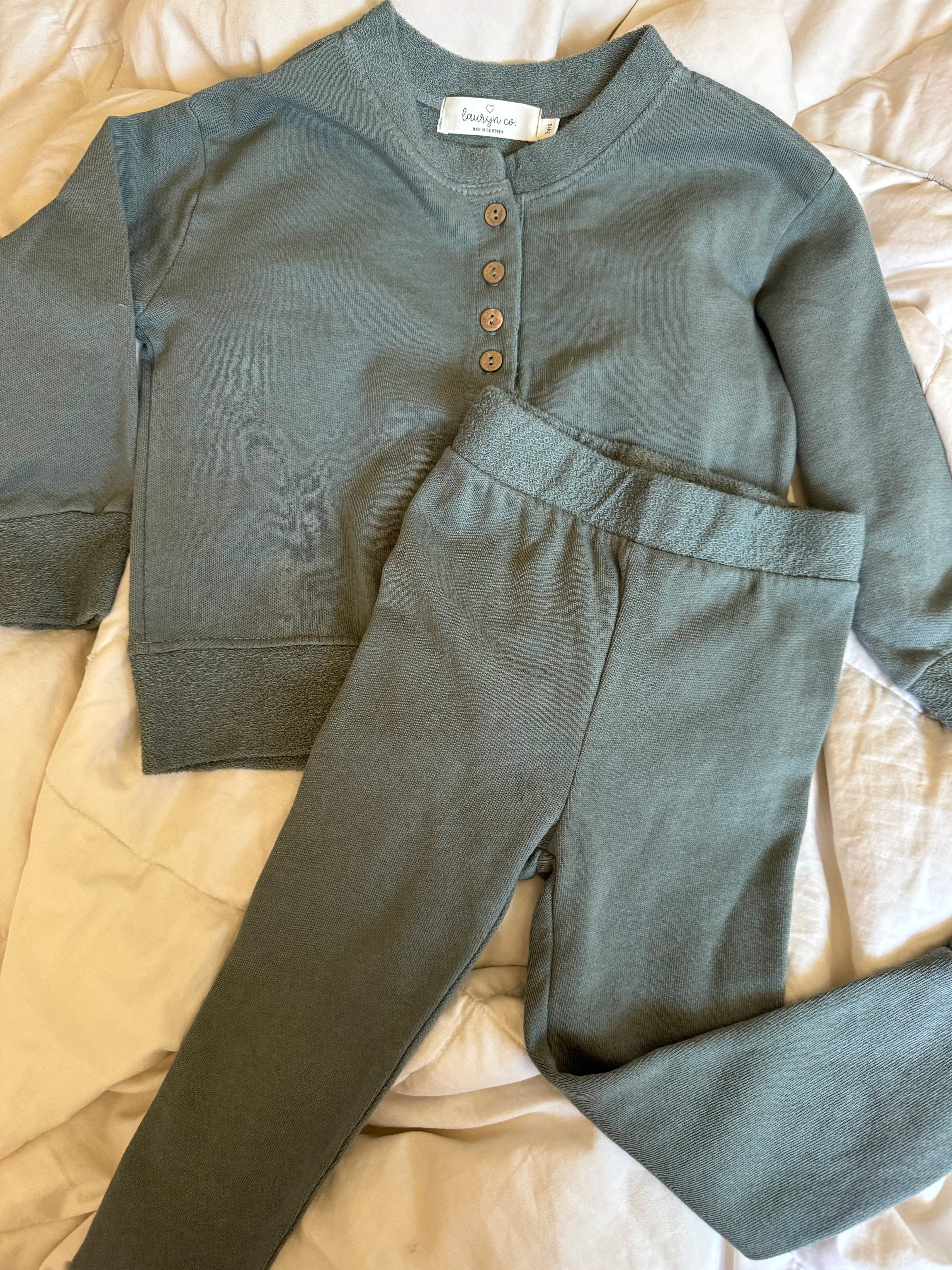 TODDLER FRENCH TERRY HENLEY SET (SLATE)