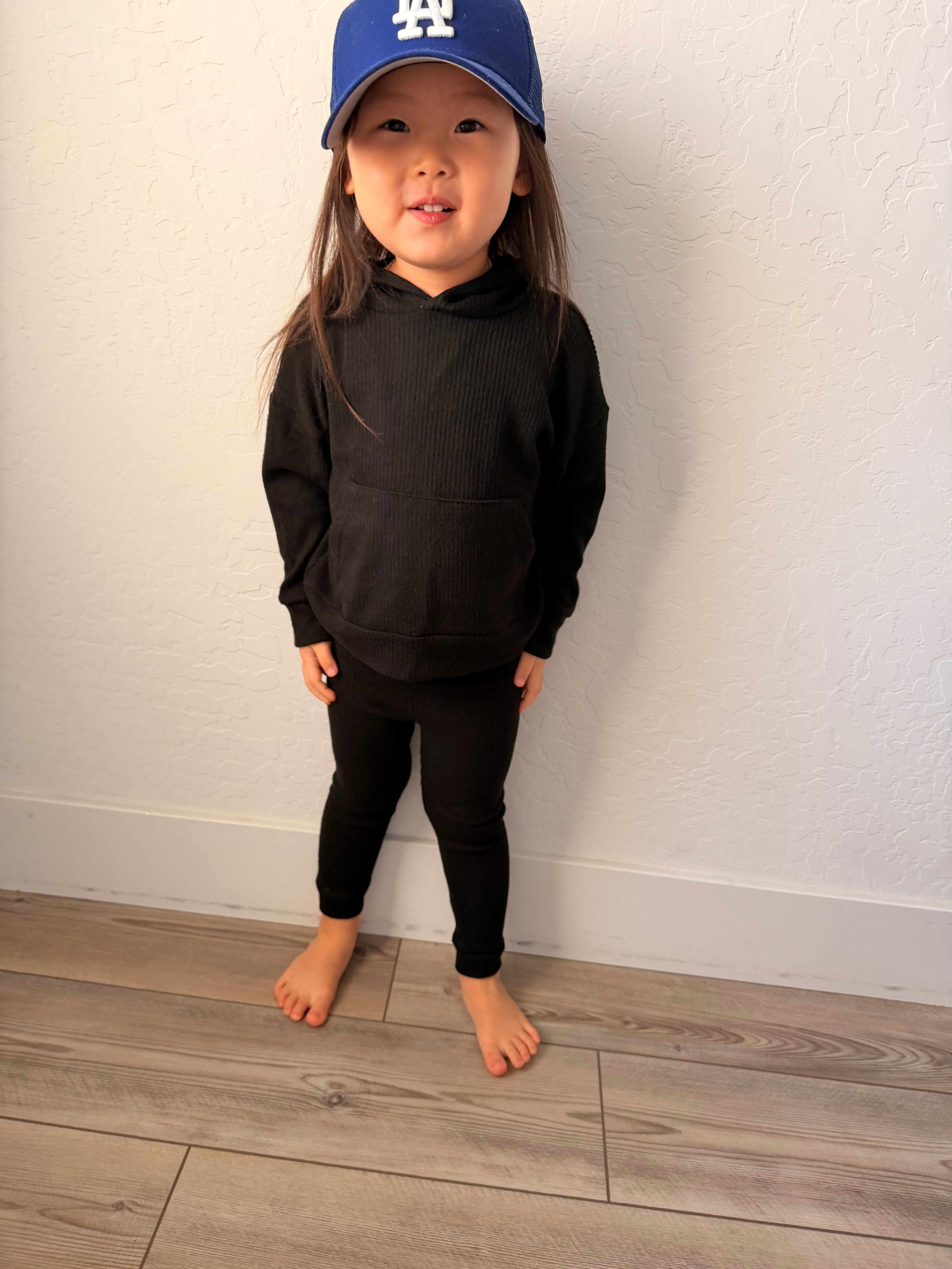 BLACK TODDLER LOUNGE SET (HOODIE + PANTS)
