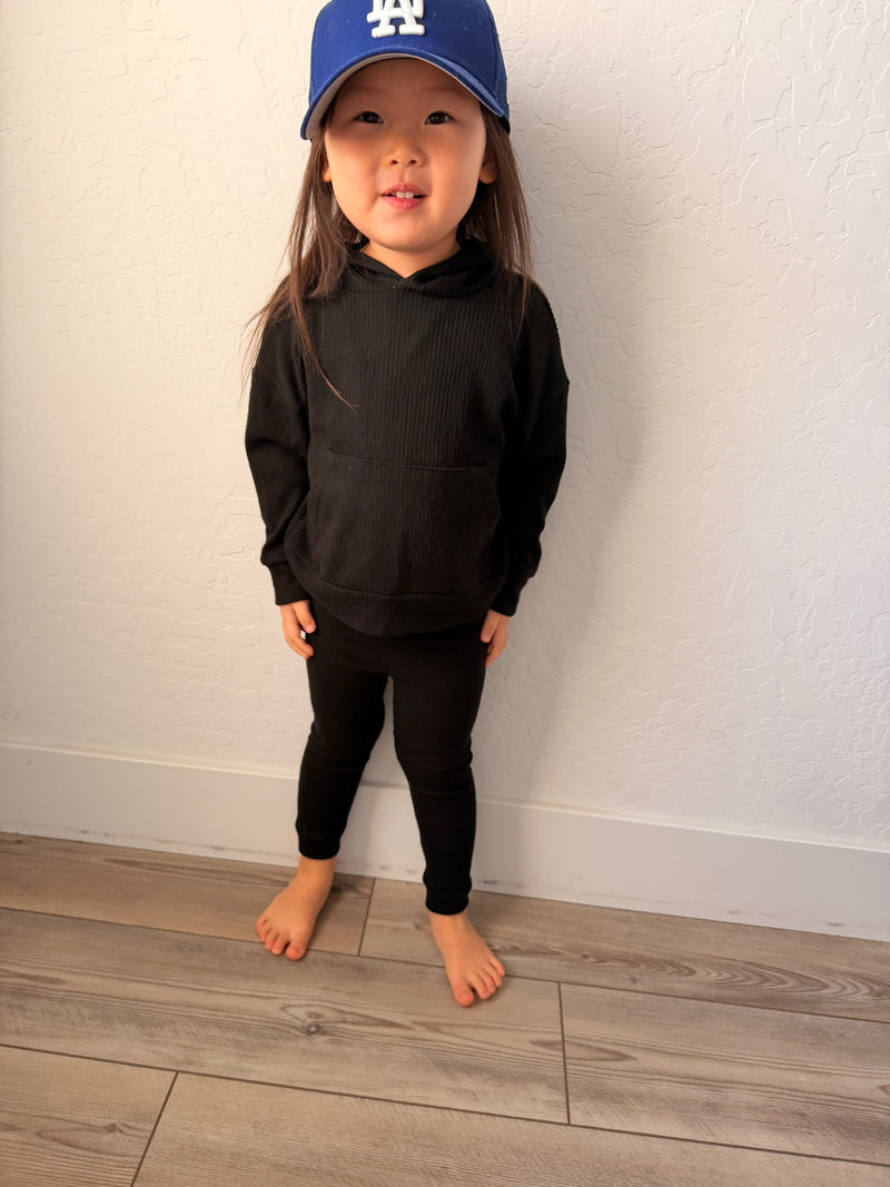 BLACK TODDLER LOUNGE SET (HOODIE + PANTS)