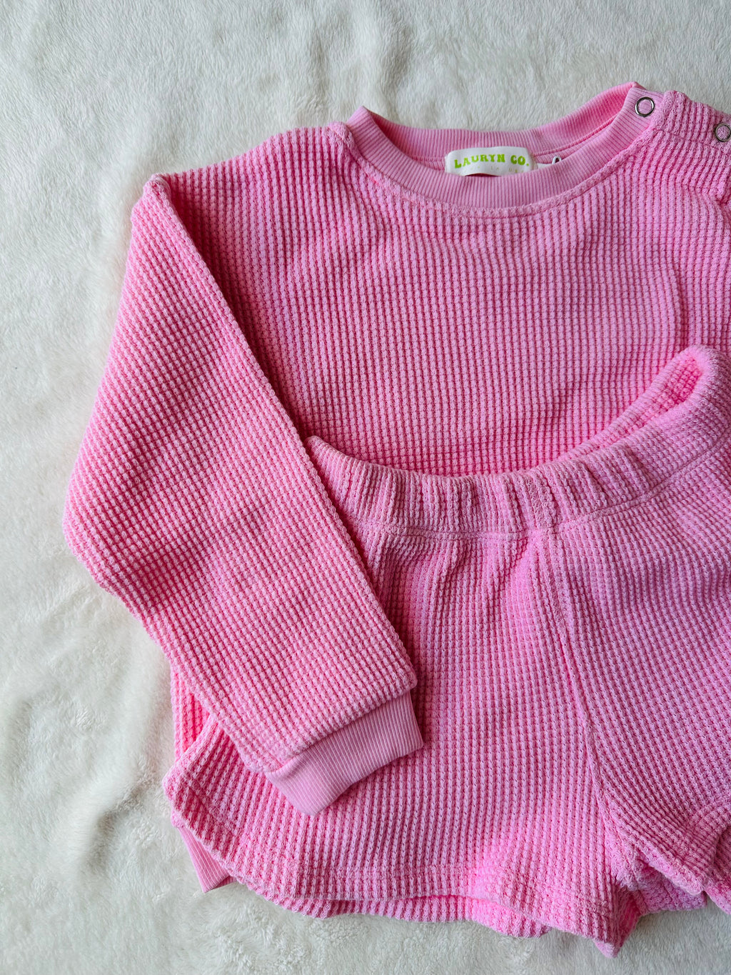 TODDLER LOUNGE SHORTS + TOP SET (BARBIE)