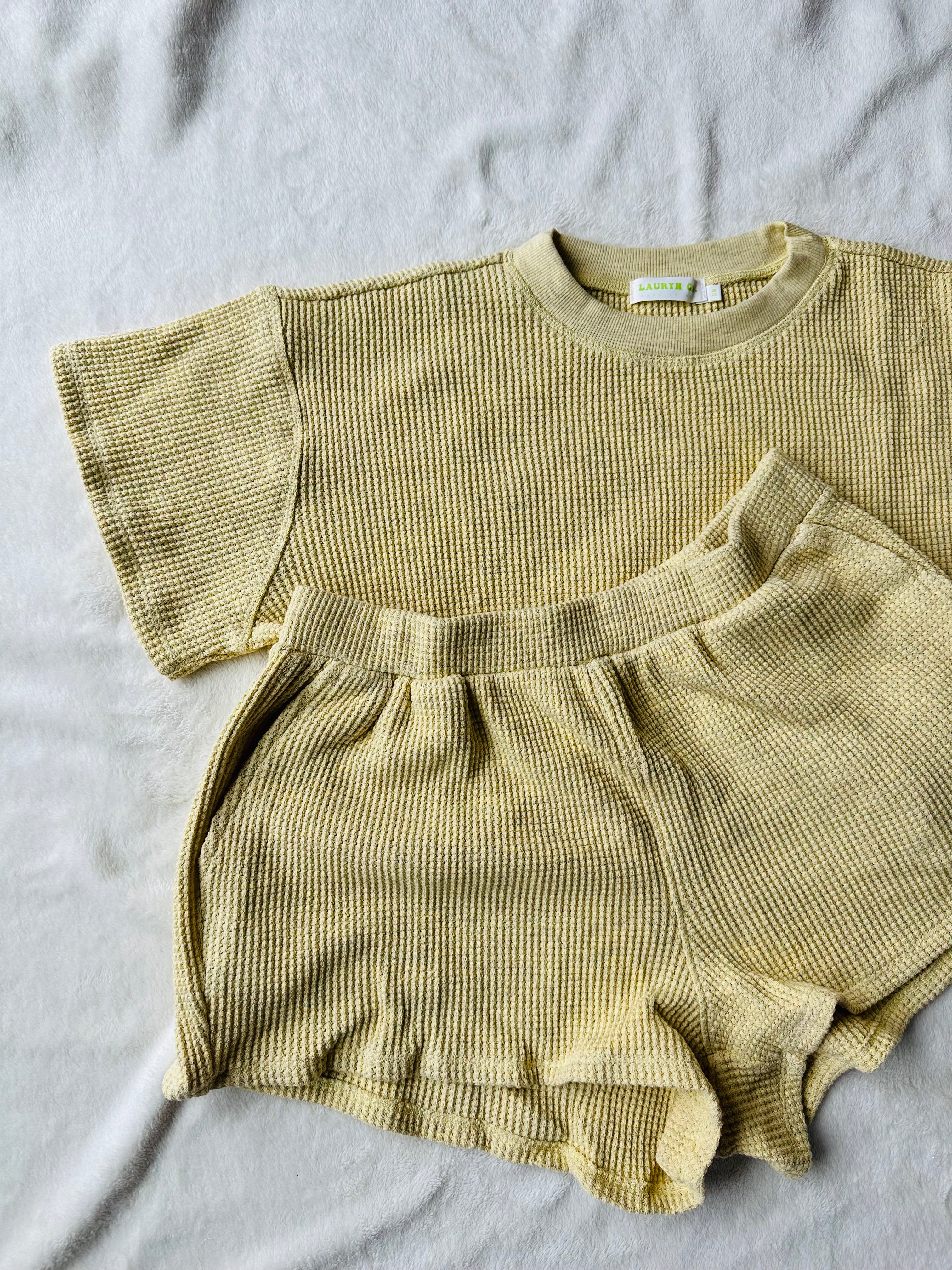 MAMA TEE + SHORTS SET (BANANA)