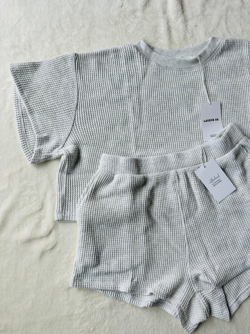 MAMA TEE + SHORTS SET (CLOUDY CREAM)