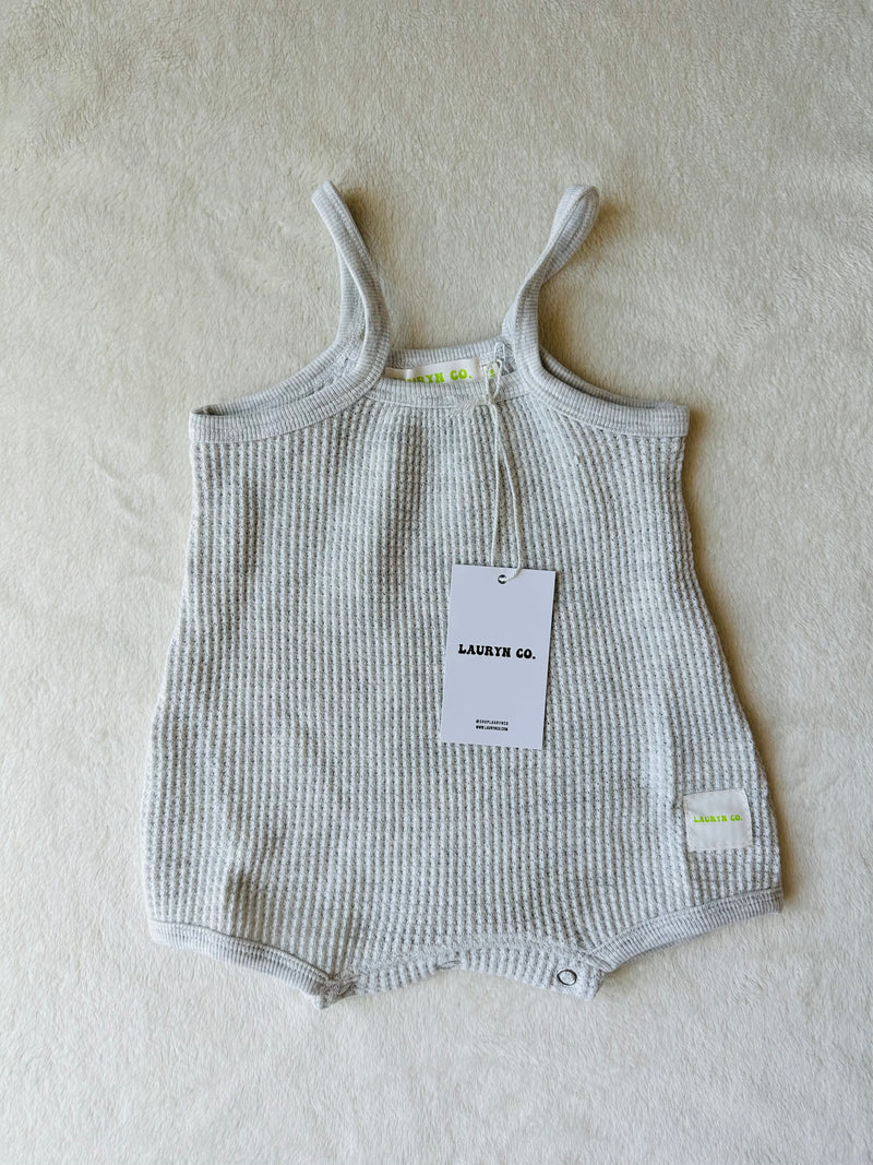 BABY SPAGHETTI ROMPER (CREAMY CLOUD)