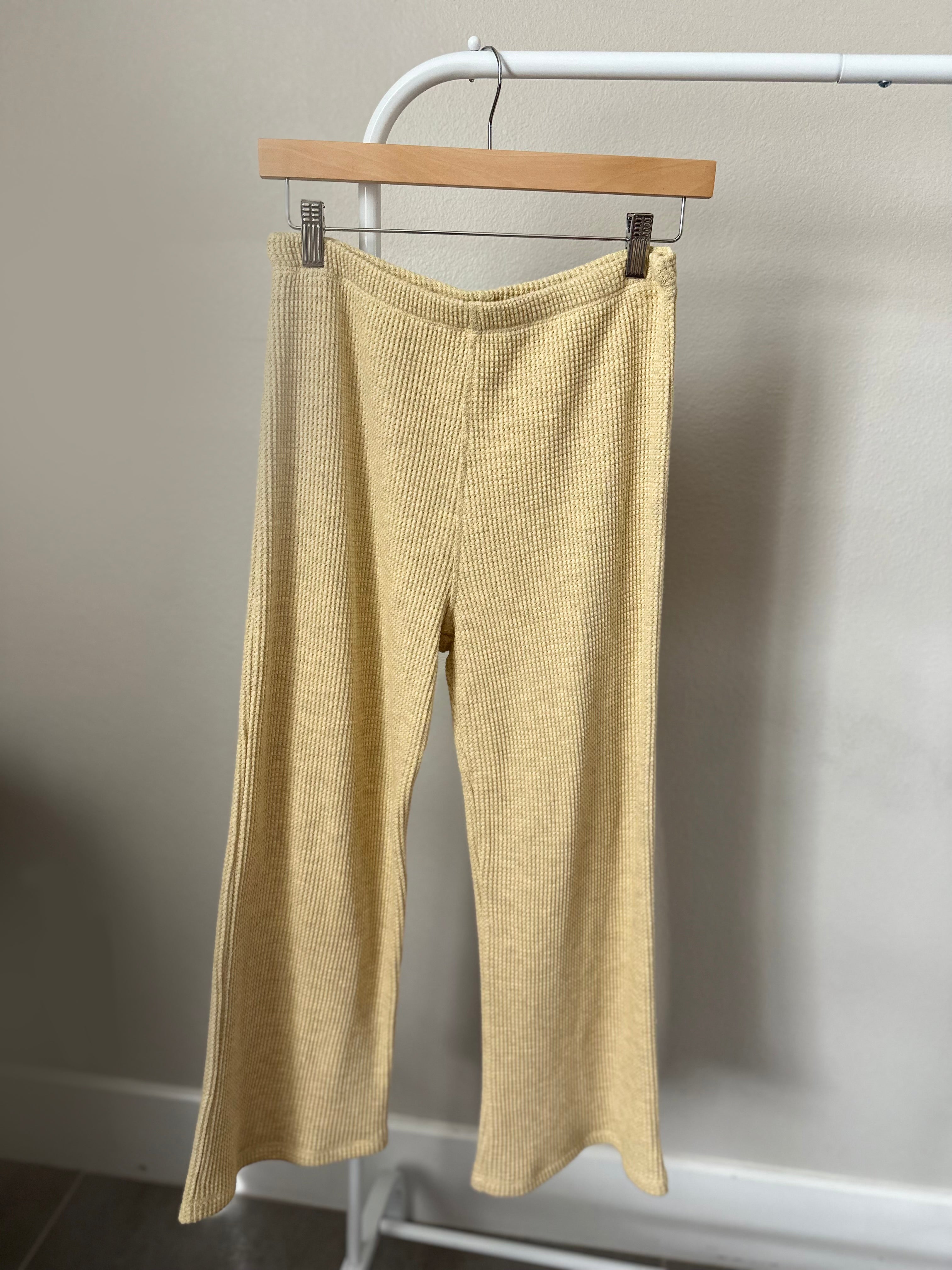 MAMA PANTS ONLY (BANANA)