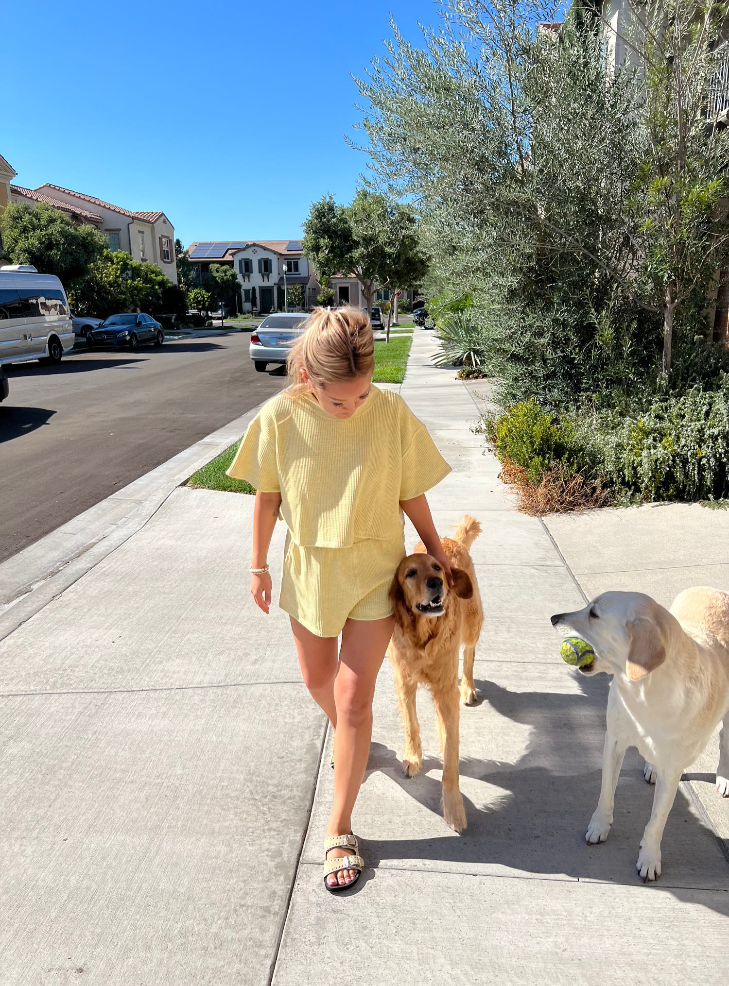 MAMA TEE + SHORTS SET (BANANA)