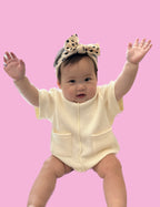 BABY SHORT SLEEVE ROMPER (BUTTERCREAM)
